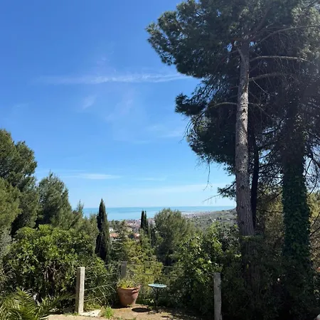Casa de hóspedes Brezza Sul Colle 4*